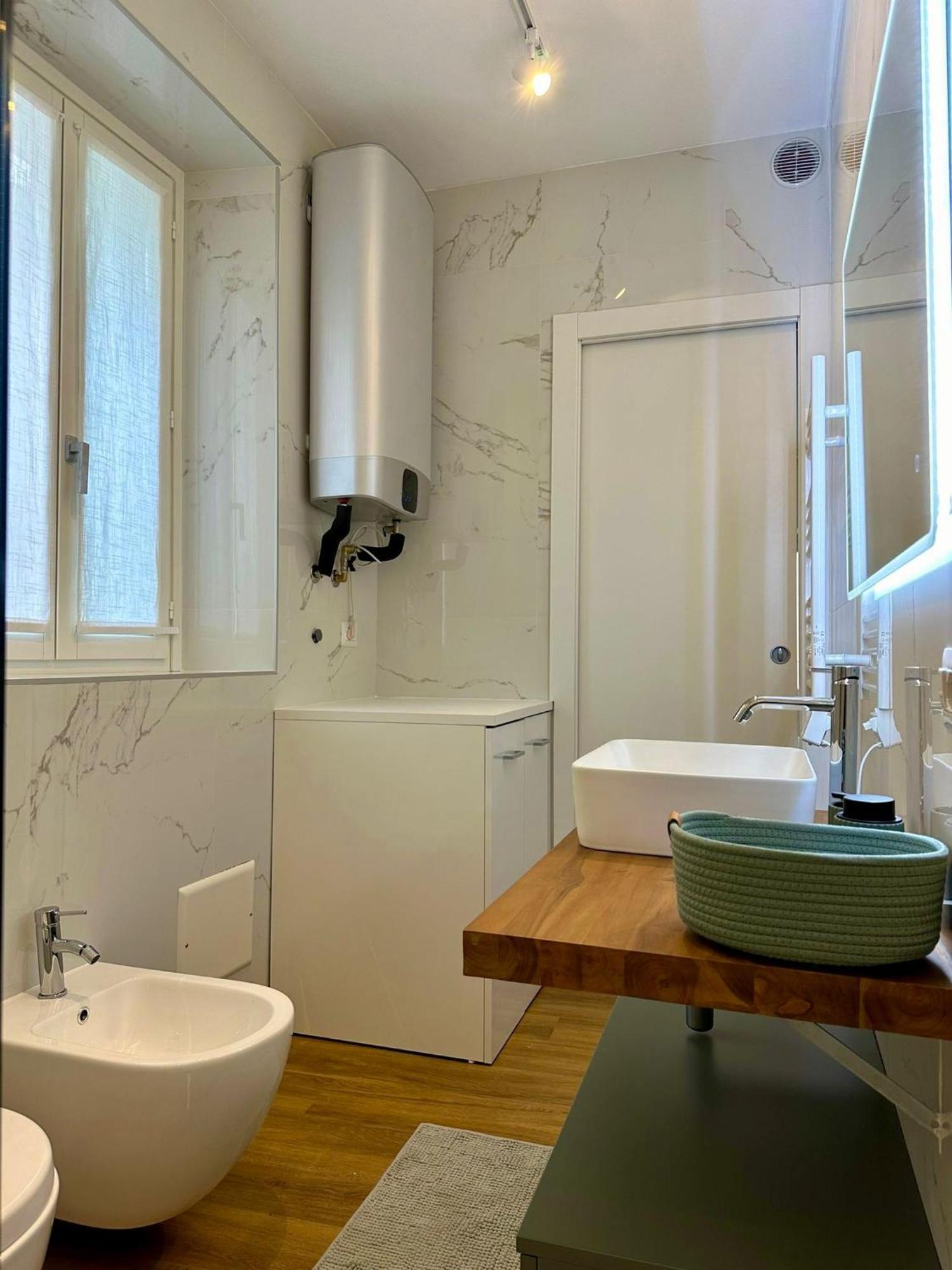 The Captain'S Apartments Sirocco - City Center Leonardo Academy سيستو كالينْدي المظهر الخارجي الصورة