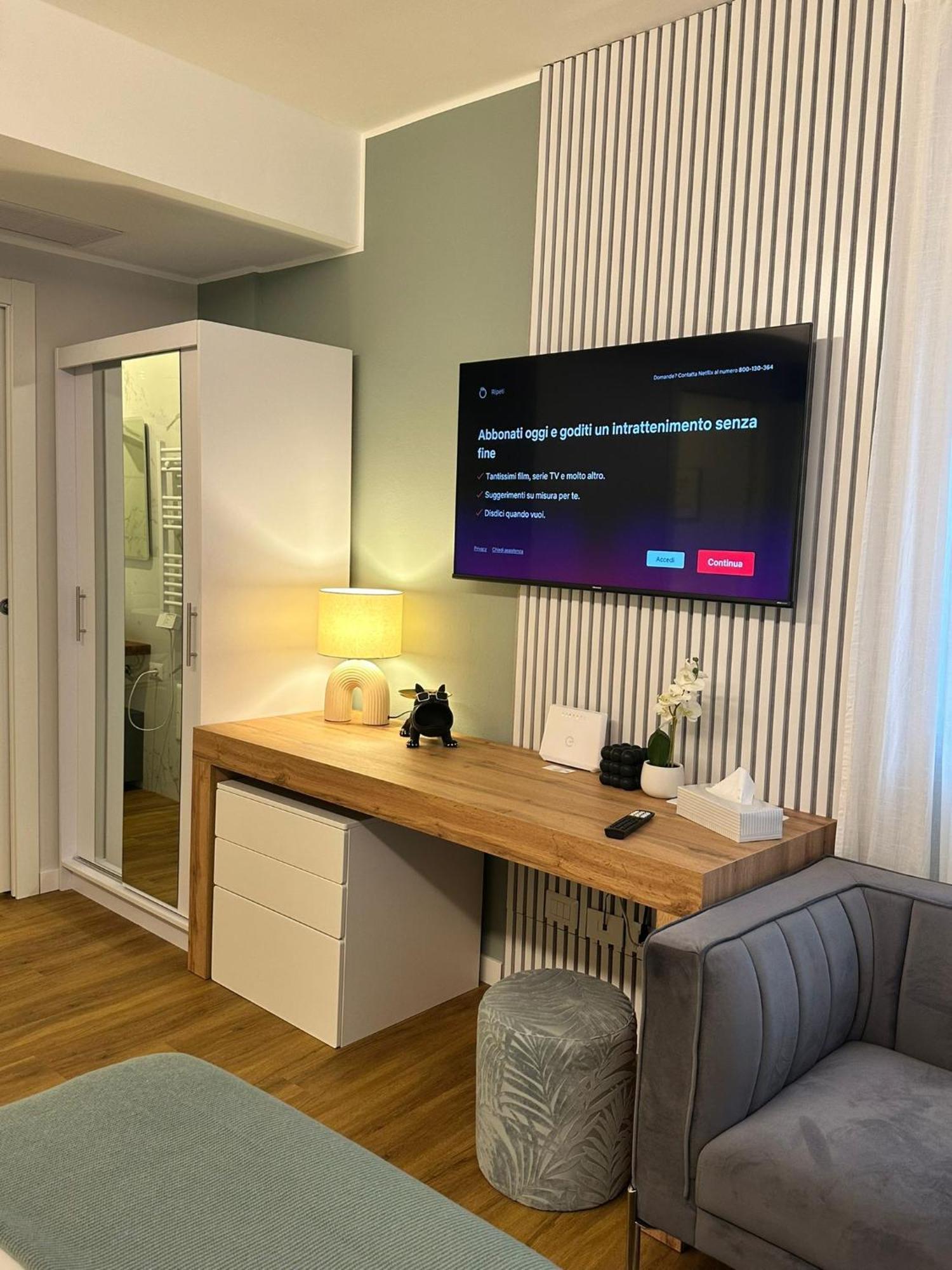 The Captain'S Apartments Sirocco - City Center Leonardo Academy سيستو كالينْدي المظهر الخارجي الصورة